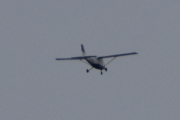 Morten 30 april 2024 - LN-BDL over Høyenhall, og dem er ute med sin Cessna 172P Skyhawk II fra 1980. Nærmeste jeg kommer her er 27 april 2023