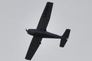 Morten 13 februar 2023 - LN-NRF besøker Høyenhall, det er Nedre Romerike Flyklubb som er ute med sin Cessna 172 Skyhawk