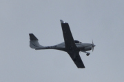 Morten 10 juli 2023 - LN-FTM over Østensjøvannet