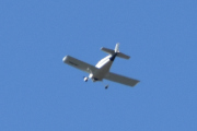 Morten 10 juni 2023 - LN-ABA over Høyenhall, du har ikke mange sekundene til å ta bilder, dette går fort