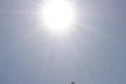 Morten 6 mai 2023 - LN-YDM besøker Høyenhall, vi for dem sammen med solen også