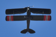 Morten 6 mai 2023 - Tiger Moth besøker Høyenhall, enten så er det Nedre Romerike Flyklubb Veteranflygruppa eller så er det Kjeller flyhistoriske forening som er ute med sin Tiger Moth