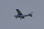 Morten 18 mars 2023 - LN-AGW besøker Høyenhall, dette er vel det eneste flyet som har landet på Sykehusveien :-)