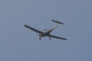 Morten 25 november 2023 - LN-FTM over Høyenhall, det er Oslo Flyveklubb som er ute i snøværet med sin Diamond DA-40 NG som heter Mike og er fra 2015