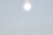 Morten 1 oktober 2023 - LN-WNC over Høyenhall, utrolig nok så har jeg minst 25 bilder av dette flyet, men aldri fått med solen
