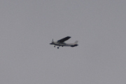 Morten 17 oktober 2023 - LN-MTH over Høyenhall, denne kjenner jeg igjen på lang avstand. Det er Sameiet LN-MTH som er ute med sin Cessna 172N Skyhawk 100 II fra 1979