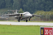 Morten 3 september 2023 - Telemark Airshow 2023, klokken er 11.10 og her lander Det svenske flyvåpenet med sin Saab 105 SK-60E fra 1968