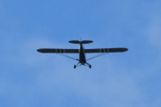 Morten 17 september 2023 - LN-SAI over Høyenhall, derfor tror jeg det er Sameiet LN-SAI som er ute med sin Piper L-4J Grasshopper fra 1944. Jeg så dem på Telemark Airshow forrige helg