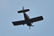 Morten 2 september 2023 - LN-ABL over Høyenhall, men lørdagen er ikke over enda. Her kommer Sverre og Hans med sin Van´s RV-6A fra 2008. Hvorfor jeg ser det er at flyet har nesehjul
