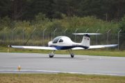Morten 3 september 2023 - LN-YHA lander på Notodden flyplass, klokken er 09.46 og det er Sameiet LN-YHA som lander med sin Atec Faeta 321 fra 2015. Jeg tror Tele-Agder Flyklubb er stikkordet her, og den har jeg ikke bilde av før nå
