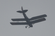 Morten 7 september 2023 - LN-BDM over Høyenhall, det er Nedre Romerike Flyklubb Veteranflygruppa som kommer med sin DeHavilland DH 82A Tiger Moth nr. 153 fra 1941