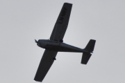 Morten 13 februar 2023 - LN-NRF besøker Høyenhall, det er Nedre Romerike Flyklubb som er ute med sin Cessna 172 Skyhawk