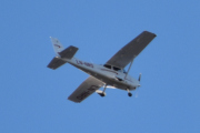 Morten 18 februar 2023 - LN-NRO besøker Høyenhall, det er Nedre Romerike Flyklubb som er ute med sin Cessna 172 Skyhawk – G1000 som kom til klubben i 2010