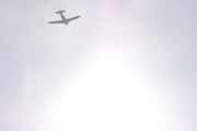 Morten 27 april 2024 - LN-TEX kommer tilbake igjen, men her kommer solen. Du må ikke tro at jeg ser i linsa, jeg går etter den herlige lyden
