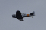 Morten 27 april 2024 - LN-TEX over Høyenhall, her kommer Norwegian Spitfire Foundation tilbake med sin North American T-6G Harvard fra 1944