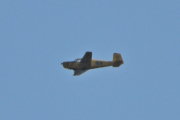Morten 2 august 2024 - LN-HHS over Høyenhall, det er Anders og Marius som er ute med sin Saab 91B-2 Safir fra 1952