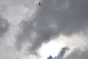 Morten 25 august 2024 - LN-FTM besøker Høyenhall, det er Oslo Flyveklubb som kommer med sin Diamond DA-40NG som heter Mike og er fra 2015. Det var ikke mye sol og se når dem passerte