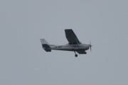 Morten 7 august 2024 - LN-NRF over Høyenhall, det er Nedre Romerike flyklubb som er ute med sin Cessna 172S Skyhawk SP fra 2006