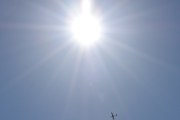 Morten 12 juli 2024 - LN-FTS besøker Høyenhall, vi tar henne med solen selvfølgelig