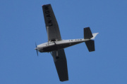 Morten 28 juli 2024 - LN-AGW besøker Høyenhall på kvelden, jeg husker 28 juli 2019, da kalte jeg den et småfly :-)