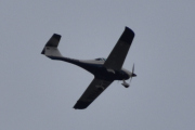 Morten 30 juli 2024 - LN-YHA besøker Høyenhall, det er Sameiet LN-YHA som kommer med sin Atec Faeta 321 fra 2015. Det er Tele-Agder Flyklubb som er stikkordet her