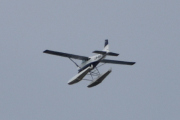 Morten 10 juni 2024 - LN-BGO over Høyenhall, det er de tre gutta som er ute med sin Cessna A185F Skywagon fra 1974