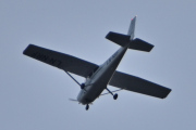 Morten 2 juni 2024 - LN-NRF over Høyenhall, det er Nedre Romerike flyklubb som er sent ute med sin Cessna 172S Skyhawk SP fra 2005