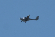 Morten 13 mai 2024 - Diamond DA-40 NG over Høyenhall, det er nok Oslo Flyveklubb som er ute med Mike eller Sierra