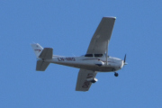 Morten 1. pinsedag 19 mai 2024 - LN-NRO besøker Høyenhall, det er Nedre Romerike flyklubb som kommer med sin Cessna 172S Skyhawk SP fra 2009 som ble levert til klubben i 2010