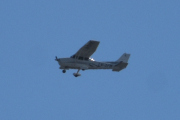 Morten 21 mai 2024 - LN-DFM over Høyenhall, det er Drammen Flyklubb som er ute med sin Cessna 172S Skyhawk SP fra 2006