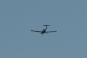 Morten 13 oktober 2024 - Diamond DA-40NG over Drøbak, jeg sitter på Café Sjøstjernen og inntar en god middag da en Diamond DA-40NG flyr forbi. Jeg har alltid med kamera