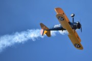 Morten 14 september 2024 - LN-FTX over Hamar flyplass. Her kommer Norwegian Flying Aces med sin Boeing Stearman PT-17 Kaydet fra 1943. Dette var noe annet enn å se på den i gjennom et vindu, var faktisk litt vanskelig og følge den med kamera