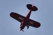 Morten Langfredag 18 april 2025 - LN-AHN besøker Høyenhall, det er Håvard som er ute med sin Aviat Pitts S-2A Special fra 1971