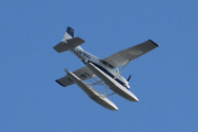 Morten 10 august 2025 - LN-BGO besøker Høyenhall, det er Robert, Martin og Björn som kommer med sin Cessna A185F Skywagon fra 1974