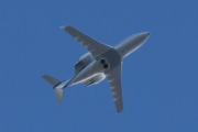 Morten 16 august 2025 - Små-jet over Høyenhall, jeg gjetter en Bombardier CL-600-2B16 Challenger 650