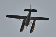 Morten 18 august 2025 - LN-BIK over Høyenhall igjen, klokken er 20.15 og jeg har vel aldri tatt bilde av så mange sjøfly på en dag. Det er de tre gutta som besøker meg med sin Cessna 180H Skywagon fra 1969