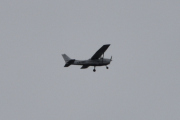 Morten 20 august 2025 - LN-NRF over Høyenhall, det er Nedre Romerike Flyklubb som er ute med sin Cessna 172S Skyhawk SP fra 2006