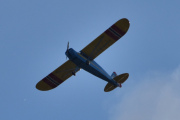 Morten 22 august 2025 - LN-SIA besøker Høyenhall, dem kommer med sin Interstate Cadet S-1A fra 1942