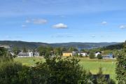 Morten 23 august 2025 - Cessna over Drøbak, klokken er 10.38 og jeg er hos faren min igjen. I dag skal jeg male verandadøren, så jeg har god tid
