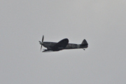 Morten 6 august 2025 - LN-BSP over Høyenhall, det er Biltema Air Show som kommer med sin Vickers Supermarine Spitfire Mk. XVI fra 1945