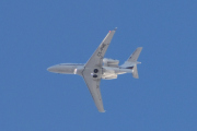 Morten 31 januar 2025 - CS-PHE over Høyenhall, det er NetJets Europe som kommer med sin Embraer EMB 505 Phenom 300 fra 2014