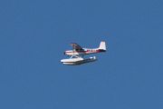 Morten 12 juli 2025 - LN-BIK over Drøbak, jeg er hos faren min i dag når jeg ser de tre gutta kommer med sin Cessna 180H Skywagon fra 1969