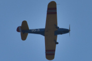 Morten 18 juli 2025 - LN-BIF besøker Høyenhall, dem legger seg i posisjon med sin Fairchild PT-19A Cornell M-62A nr.163 fra 1944