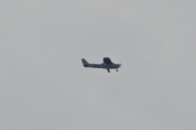 Morten 4 juli 2025 - Cessna over Høyenhall igjen, dette kan også være hvem som helst. Jeg har 158 bilder av Cessna over Høyenhall, så vi lar det være med det