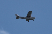 Morten 6 juli 2025 - LN-NRO besøker Høyenhall, Nedre Romerike Flyklubb er landets største flyklubb og arrangerer årlig flyshowet “Flydagen” på Kjeller flyplass. Jeg lurer på hvor mange piloter dem har lært opp. Så hvis vi summerer Nedre Romerike Flyklubb og Oslo Flyveklubb når det gjelder opplæring, da bør noen tenke litt
