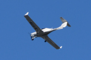 Morten 15 mai 2025 - LN-FTM besøker Høyenhall, men jeg klarer ikke og få dere sammen med politihelikopteret, den er for langt unna
