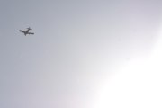 Morten 20 mai 2025 - LN-ACS besøker Høyenhall, så husker jeg at jeg fikk han med solen den 13 september 2023