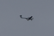 Morten 3 mai 2025 - LN-NEZ over Hamar, det er Turfly som er ute med sin Diamond DA-40 TDI Diamond Star fra 2003. Jeg har over 50 bilder av den der og første gangen jeg så den var 11 august 2018