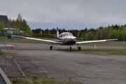 Morten 3 mai 2025 - LN-TFU på Hamar flyplass, dette må være Innlandet Flyklubb og Flyskole sin Piper PA-28-181 Archer III fra 1999. Jeg har faktisk ikke tatt bilde av den i mai før, og er enda ikke ferdig med bildene fra Flydagen Hamar 14 september i fjor