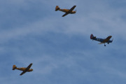 Morten 8 mai 2025 - LN-BIF og LN-LFK og LN-BII over Høyenhall. I år markeres Norges frigjøringsdag med at det er 80 år siden 2 verdenskrig var over, og jeg vet at jeg så Fairchild Cornell den 8 mai 2020. Den to andre er jeg litt mer usikker på